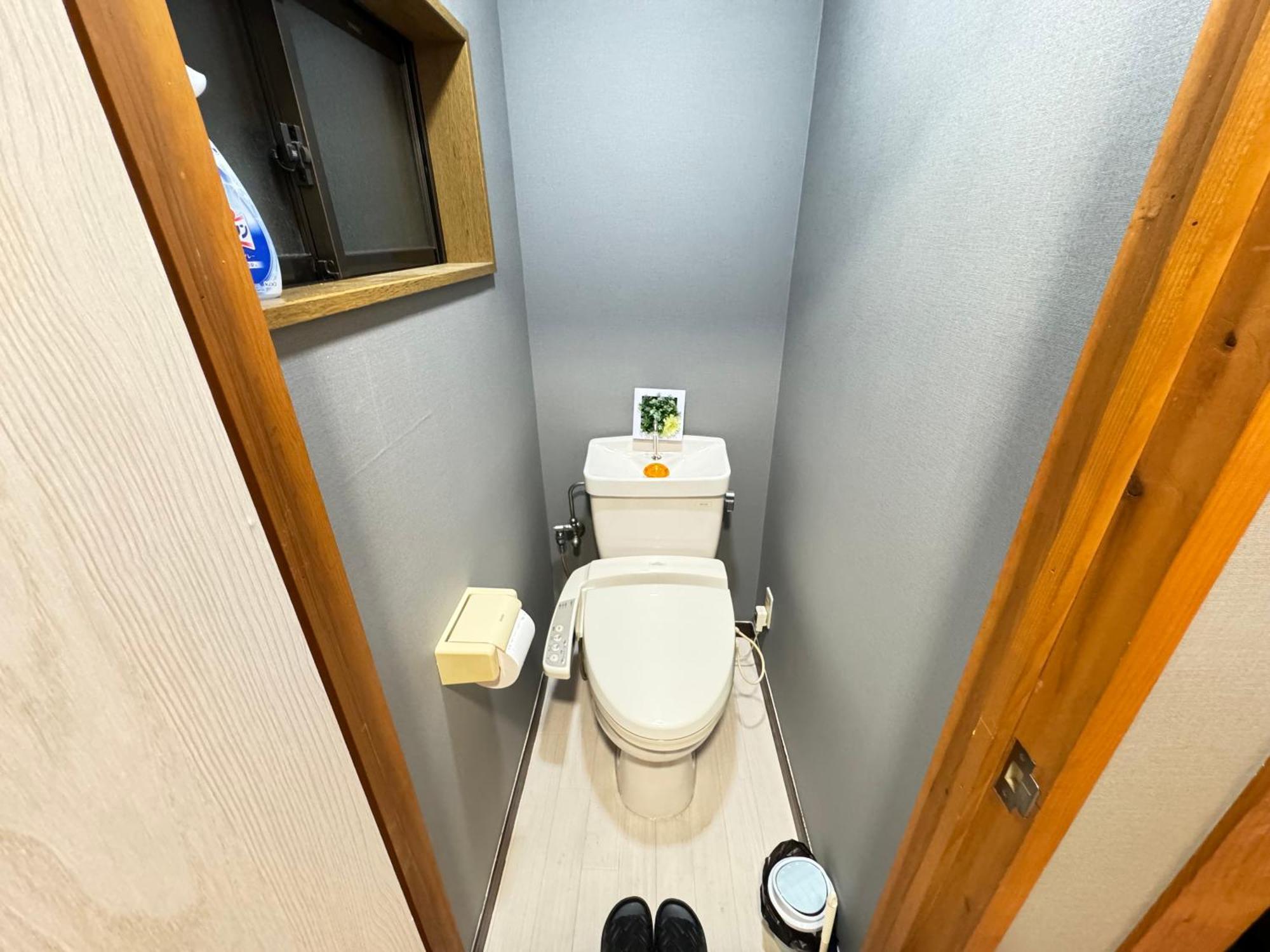 New Open Hotel Jungle Fun Fun J5 Coin Parking 500Yen For 24Hours Usj10 Minutes Ōsaka Exterior foto